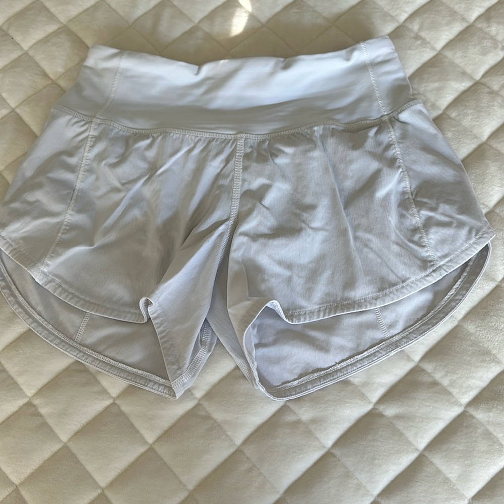 Lululemon White shorts, Size 0 tall